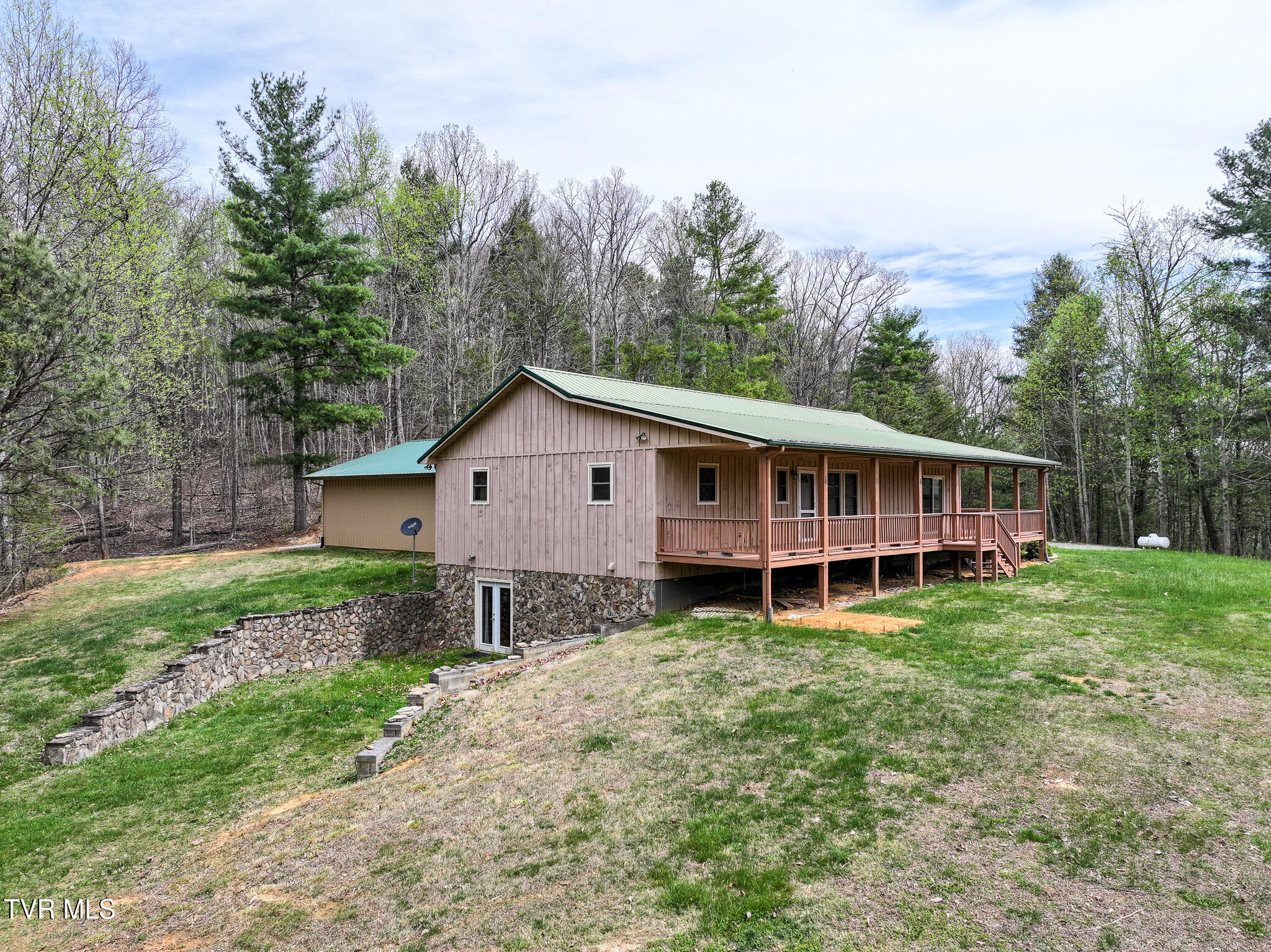 805 Fox Road Chuckey, TN 37641 - Photo 8 of 32 DJI_20260403112436_0044_D
