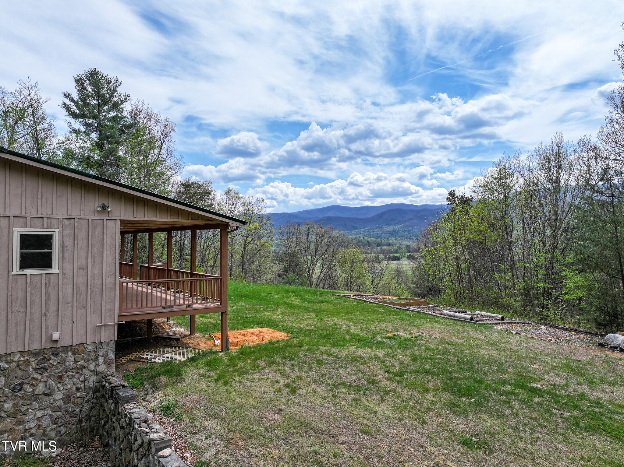805 Fox Road Chuckey, TN 37641 - Photo 10 of 32 DJI_20260403112505_0046_D