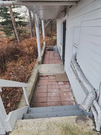 $1,050 | 116 Knight Street, Unit 1, Stroudsburg, PA 18360