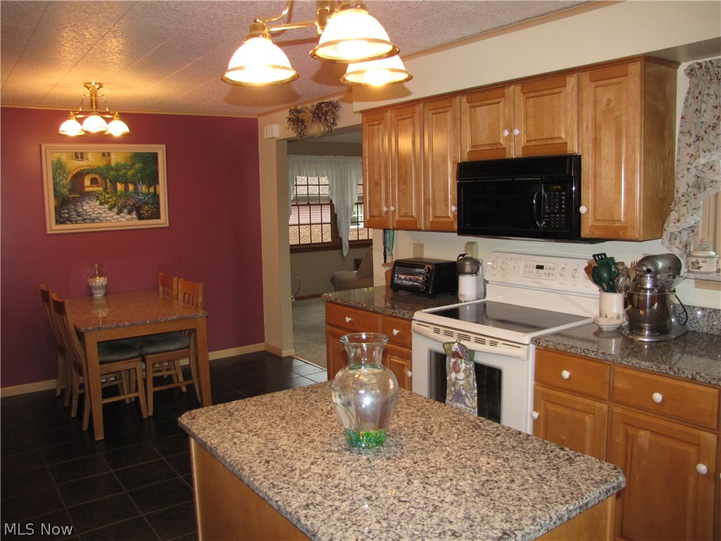 4493 Canfield Road Canfield, OH 44406 - Photo 13 of 33 Gallery Image 13