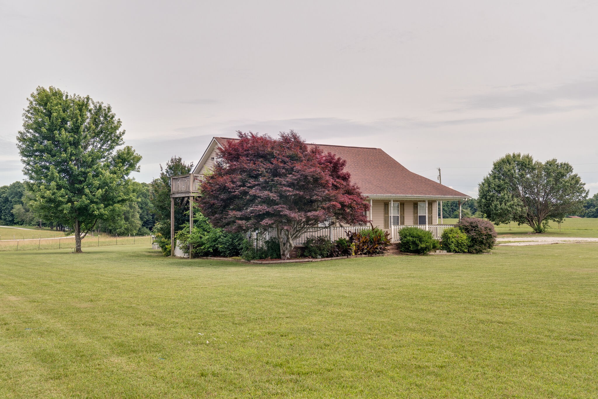 482 Rabbit Trail Road Leoma, TN 38468 - Photo 4 of 33 a view of an ocean with a big yard