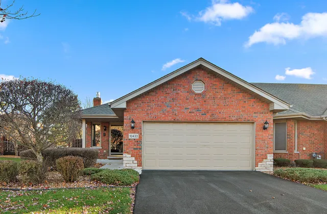 $430,000 | 10433 San Luis Lane, Orland Park, IL 60467