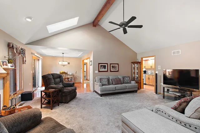 $430,000 | 10433 San Luis Lane, Orland Park, IL 60467