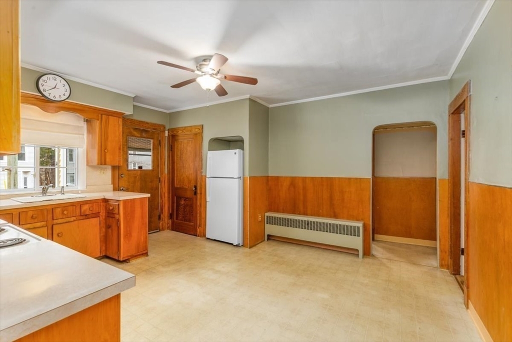 40 Congress Street Amesbury, MA 01913 - Photo 10 of 29