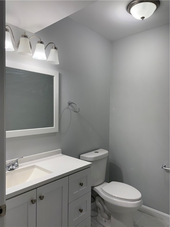 182 Avenue C, Unit S6 Woonsocket, RI 02895 - Photo 7 of 15 Half bath on the main level.