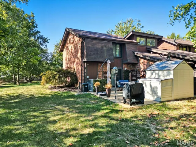 $164,900 | 4376 Tavistock Circle, St. Louis, MO 63129