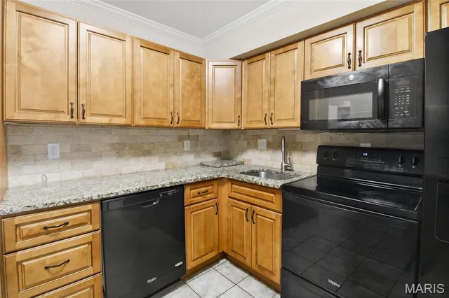 $164,900 | 4376 Tavistock Circle, St. Louis, MO 63129