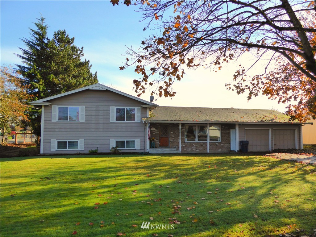 8628 Bender Road Lynden, WA 98264 - Photo 1 of 25 Gallery Image 1