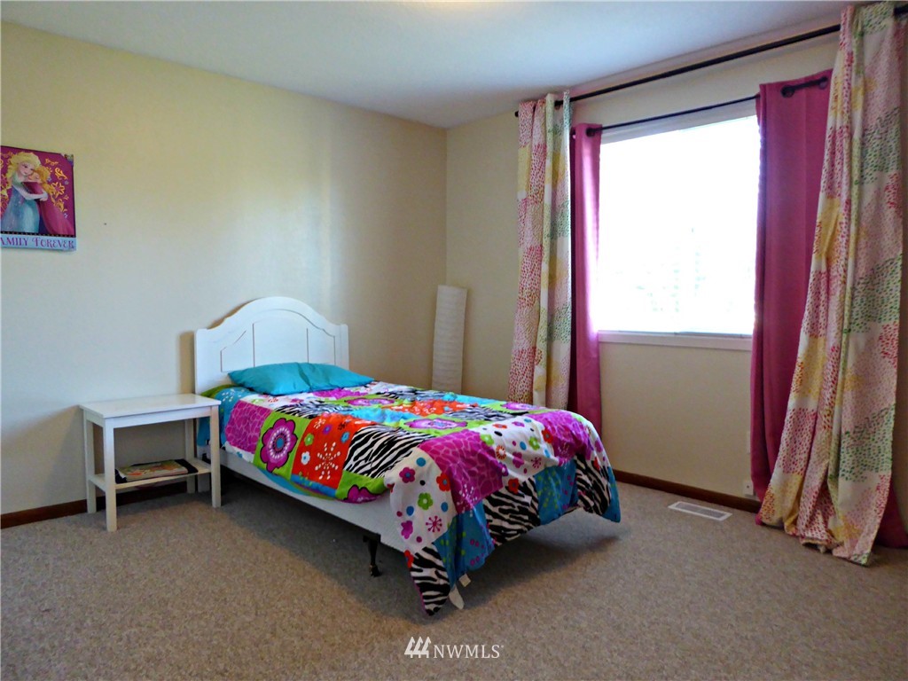 8628 Bender Road Lynden, WA 98264 - Photo 22 of 25 Gallery Image 22