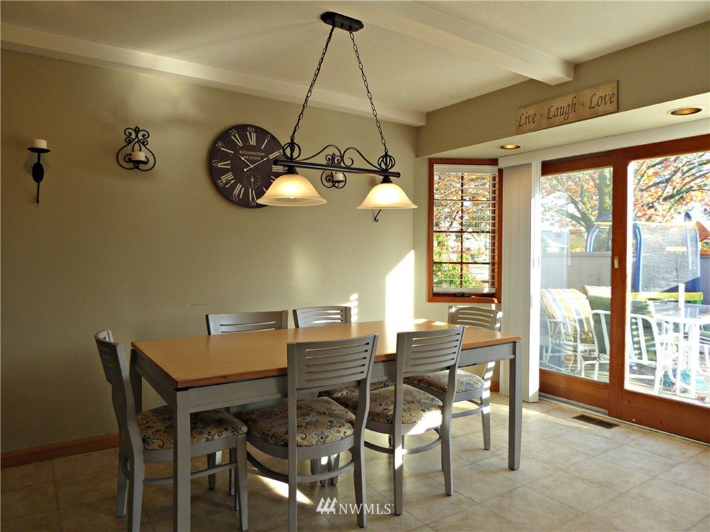 8628 Bender Road Lynden, WA 98264 - Photo 6 of 25 Gallery Image 6