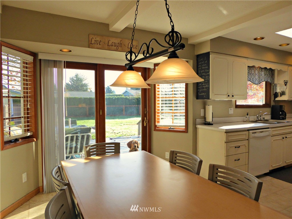8628 Bender Road Lynden, WA 98264 - Photo 10 of 25 Gallery Image 10