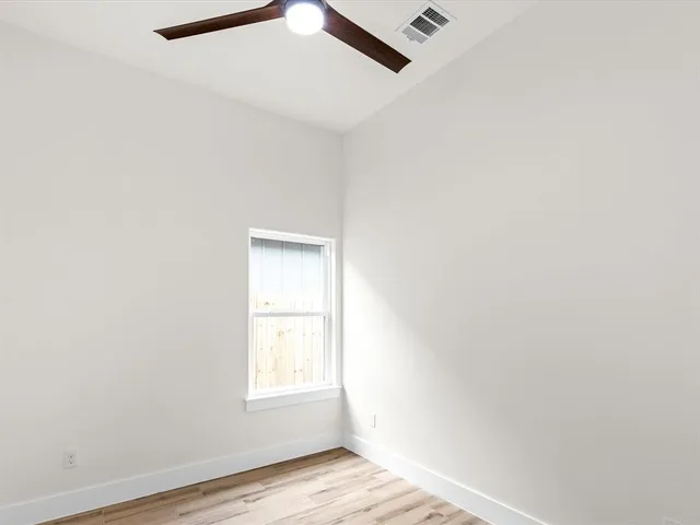 $385,000 | 3116 North Pecan Street, Fort Worth, TX 76106