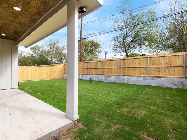 $385,000 | 3116 North Pecan Street, Fort Worth, TX 76106