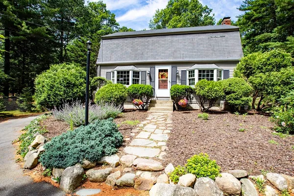 $829,900 | 1115 Forest Street, Marshfield, MA 02050