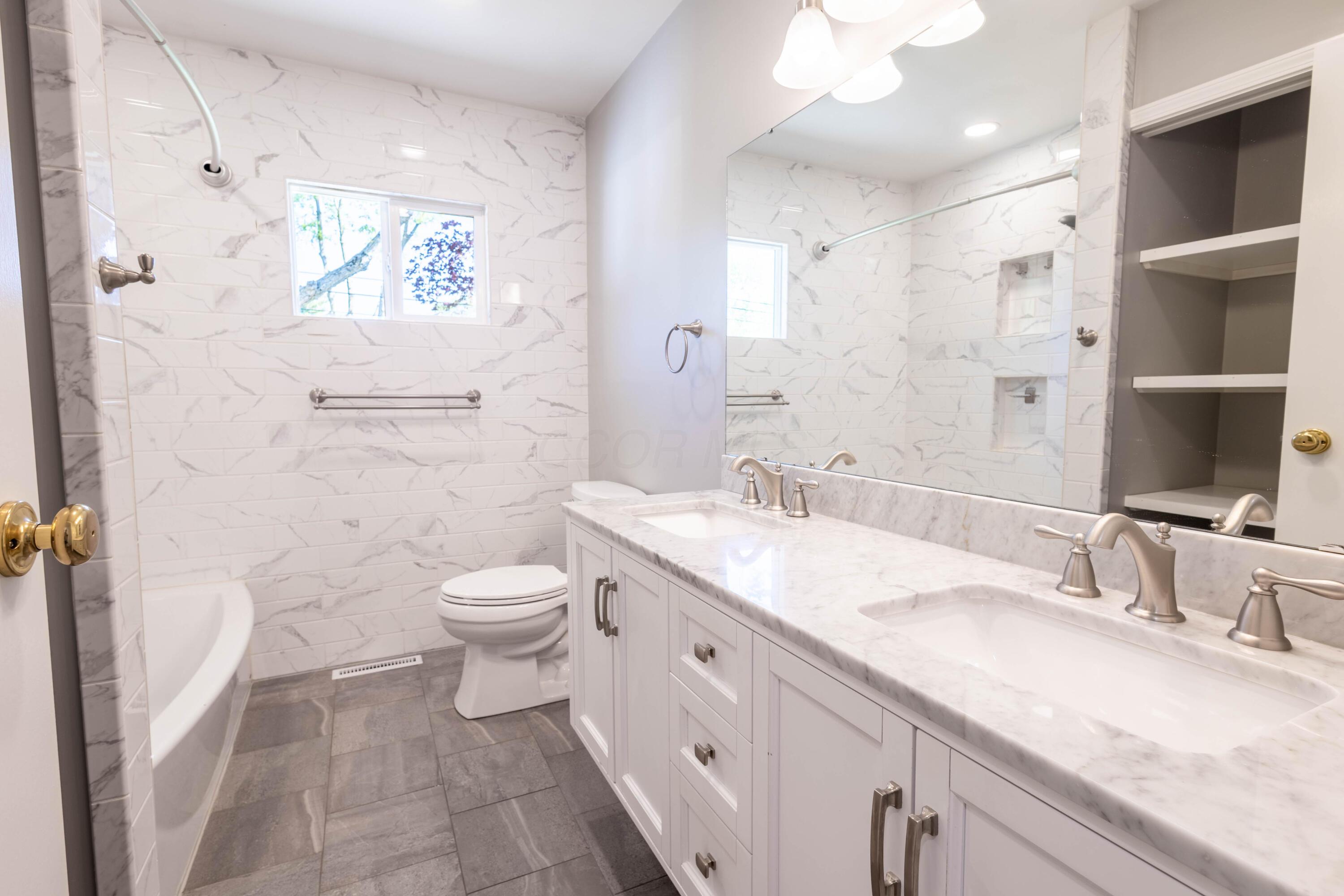 384 Cherrington Road Westerville, OH 43081 - Photo 37 of 69 CT6A7091-HDR