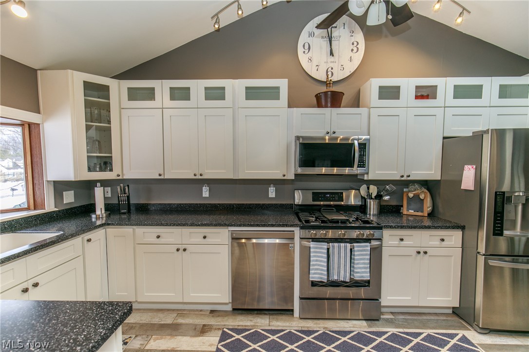 1560 Ridgeview Drive Independence, OH 44131 - Photo 9 of 35 Gallery Image 9