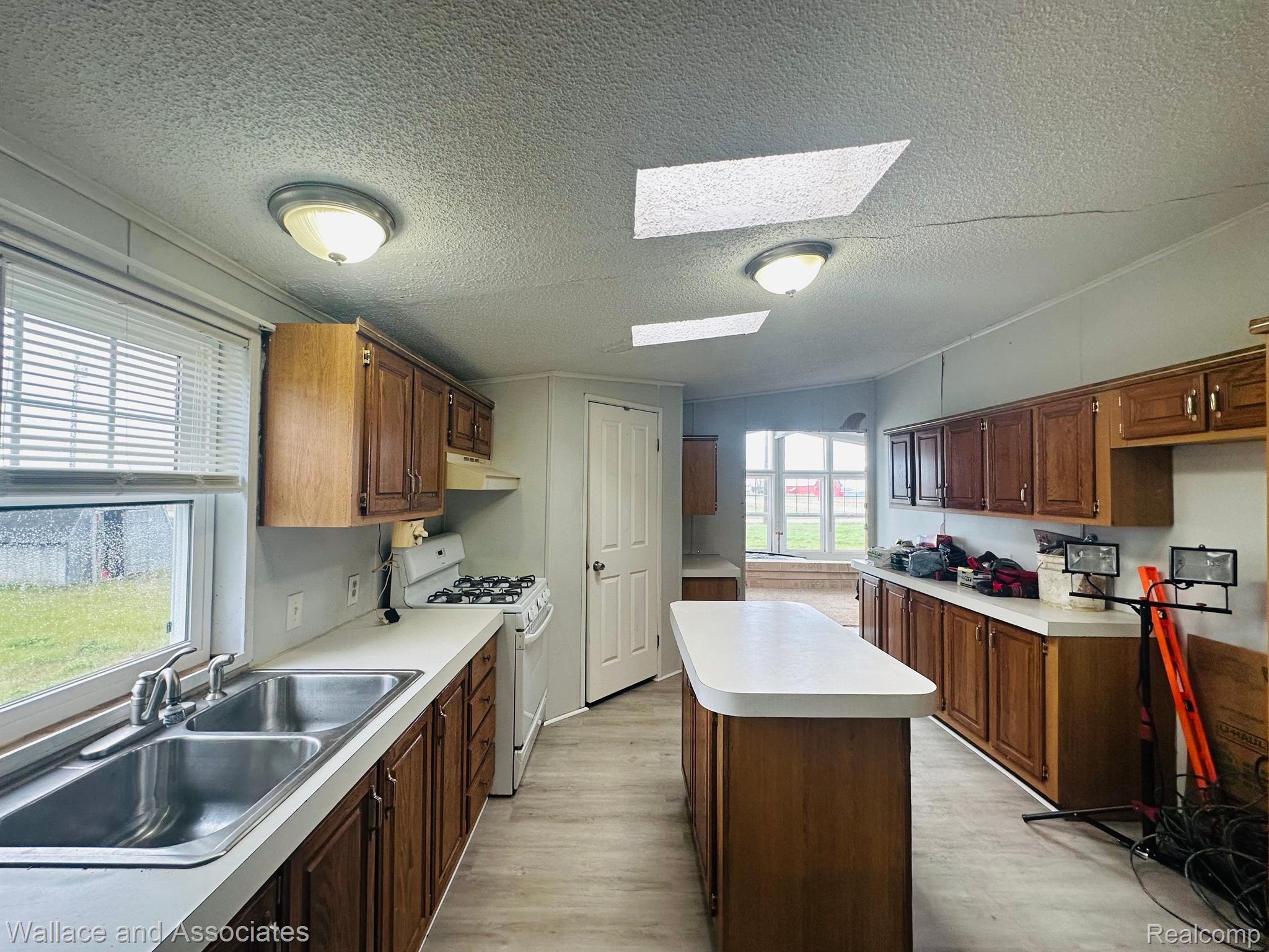 5500 Harris Road Jeddo, MI 48032 - Photo 14 of 31 Gallery Image 14