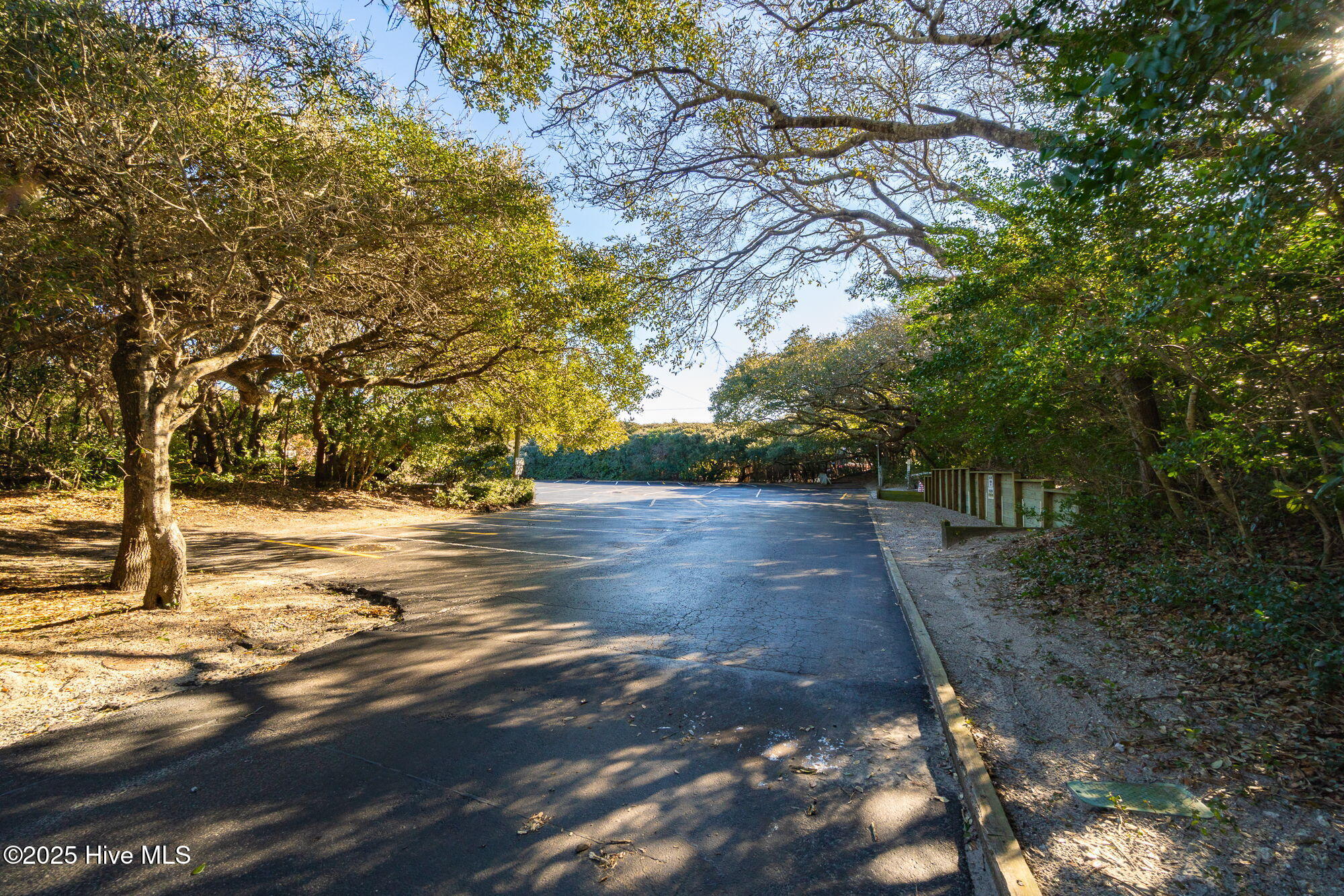 116 Holly Road Pine Knoll Shores, NC 28512 - Photo 54 of 61 57-web-or-mls-chadwick-visuals-pks-ameni