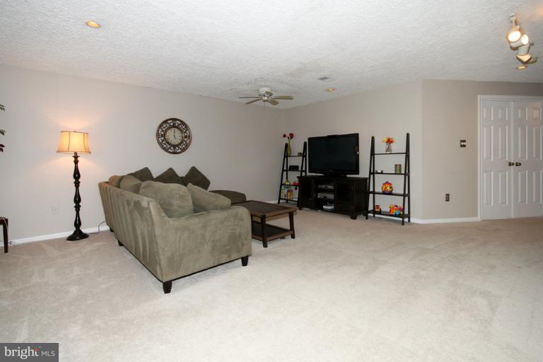 7324 Spring View Court Springfield, VA 22153 - Photo 13 of 29 Family Room