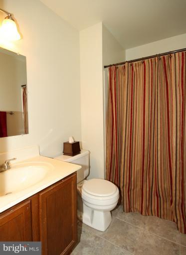 7324 Spring View Court Springfield, VA 22153 - Photo 19 of 29 Bath (Master)