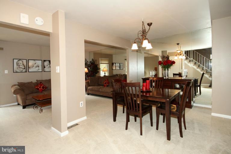 7324 Spring View Court Springfield, VA 22153 - Photo 6 of 29 Dining Room