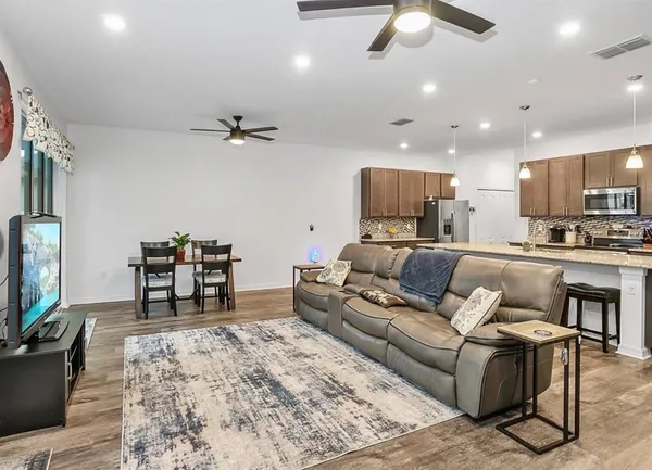 $2,650 | 12444 Brick Cobblestone Drive, Riverview, FL 33579