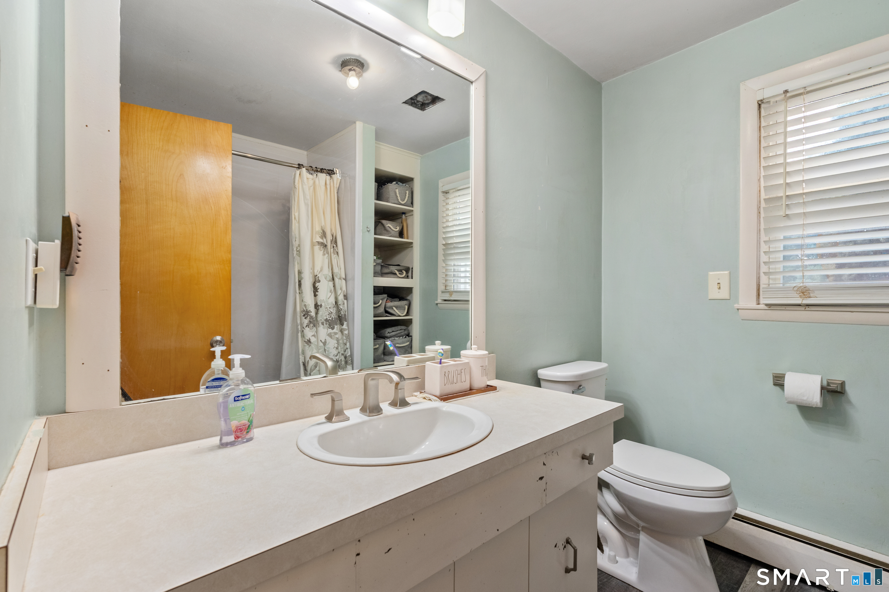 215 Wesley Street Waterbury, CT 06708 - Photo 12 of 22