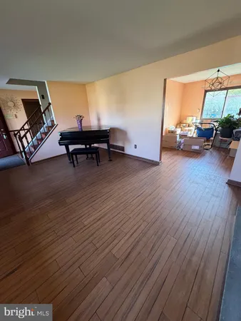 $410,000 | 239 Tinsley Court, Newark, DE 19702