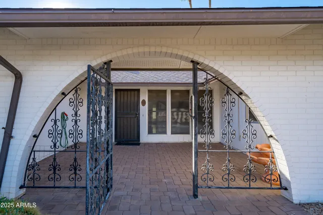 a view of entryway with stairs