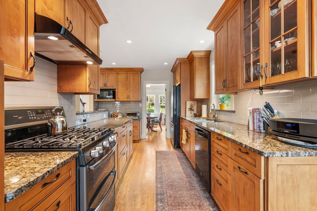 19 Scott Road Belmont, MA 02478 - Photo 14 of 42