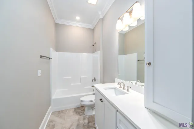 $619,900 | 216 Rue Richard, Gray, LA 70359