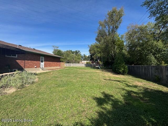 4410 Kinloch Road Louisville, KY 40207 - Photo 14 of 16 yard 1