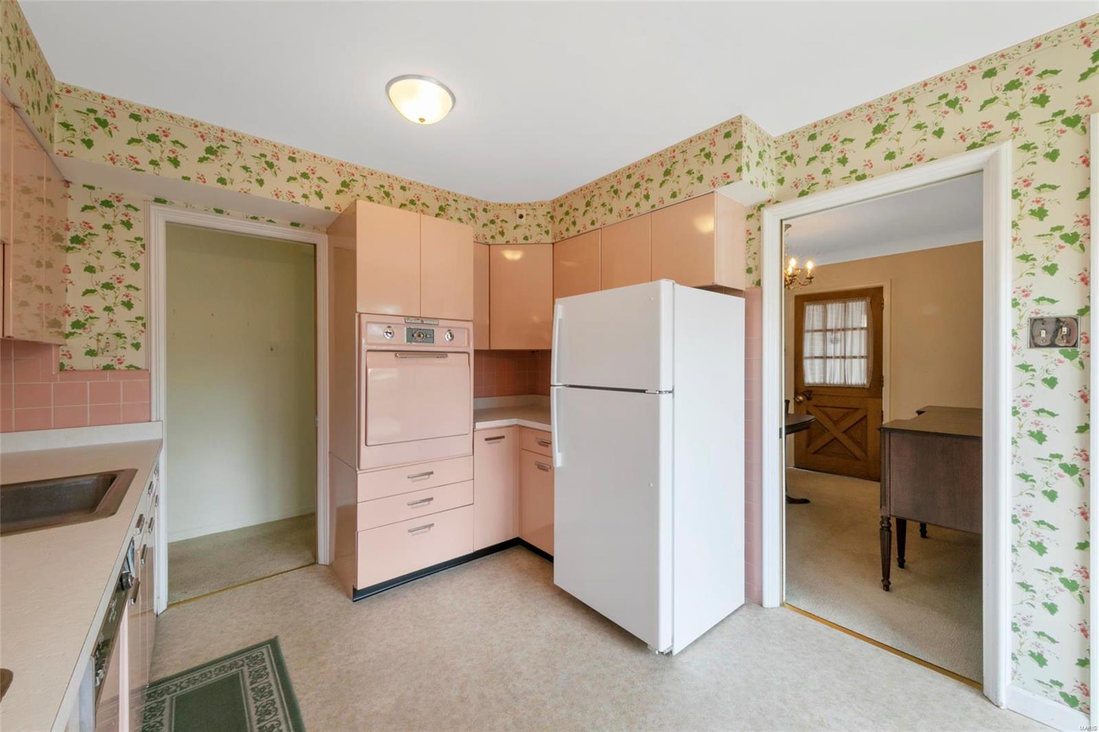 9332 Litzsinger Road St. Louis, MO 63144 - Photo 8 of 26 Gallery Image 8