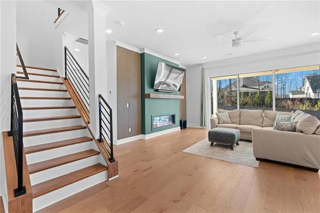 $989,900 | 1957 Sage Lk Bend, Marietta, GA 30064