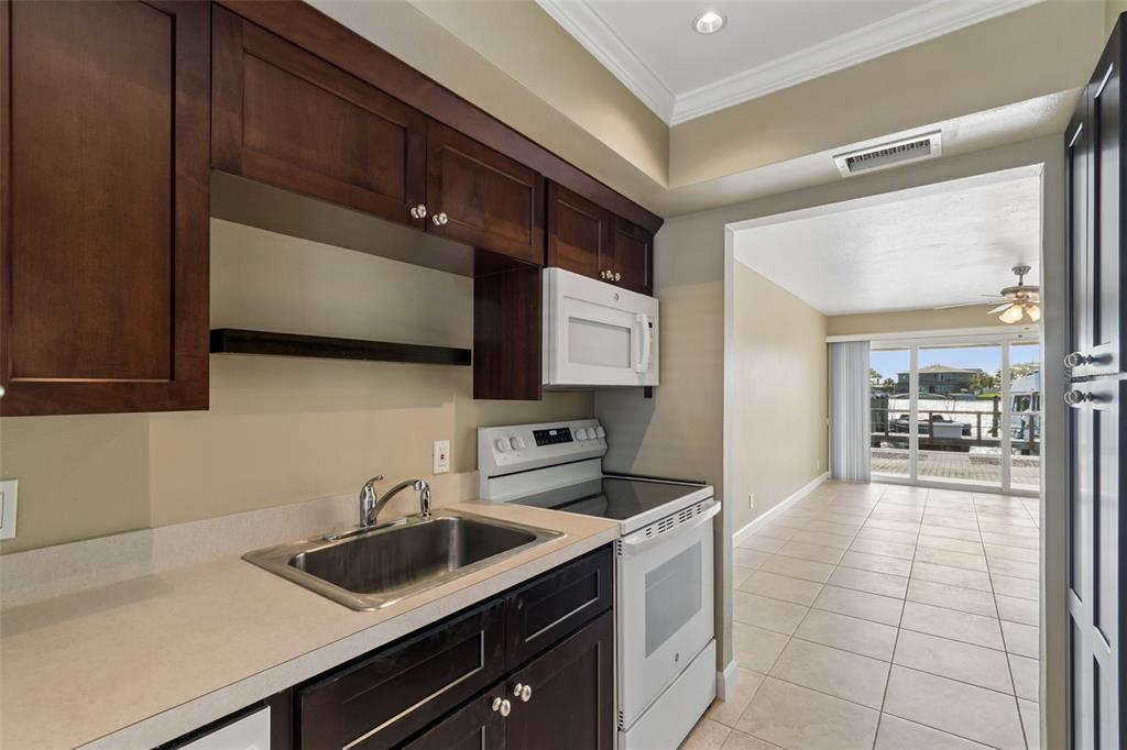 2307 Bay Boulevard Indian Rocks Beach, FL 33785 - Photo 28 of 85