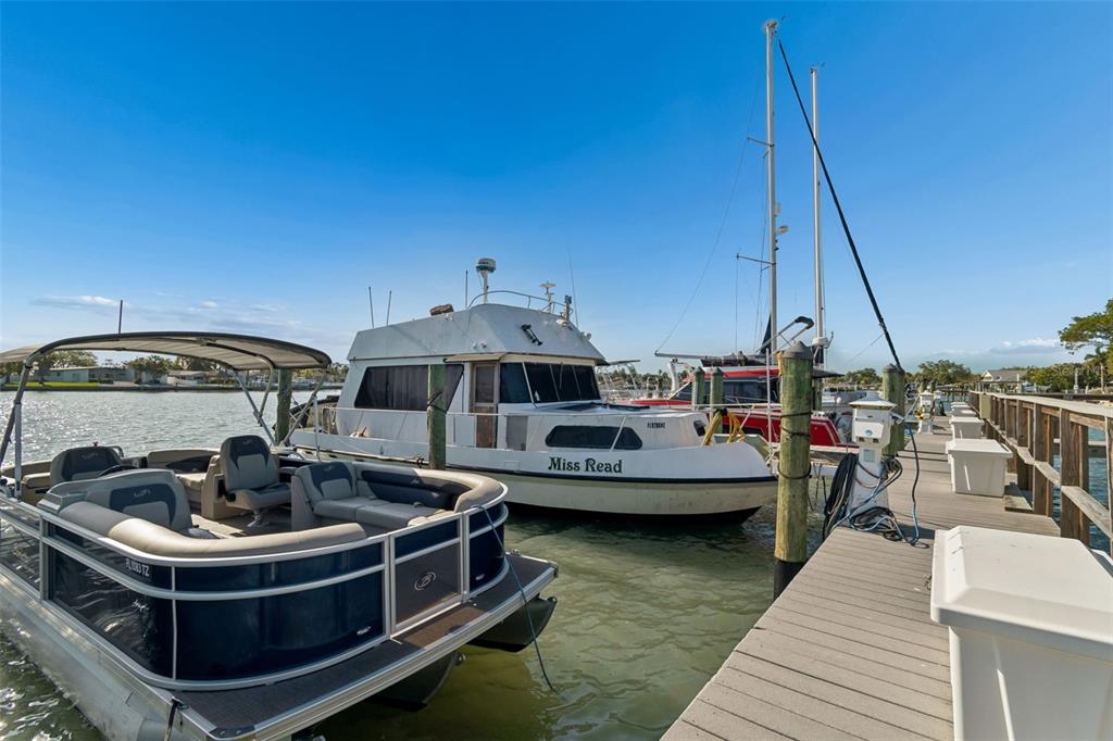 2307 Bay Boulevard Indian Rocks Beach, FL 33785 - Photo 33 of 85