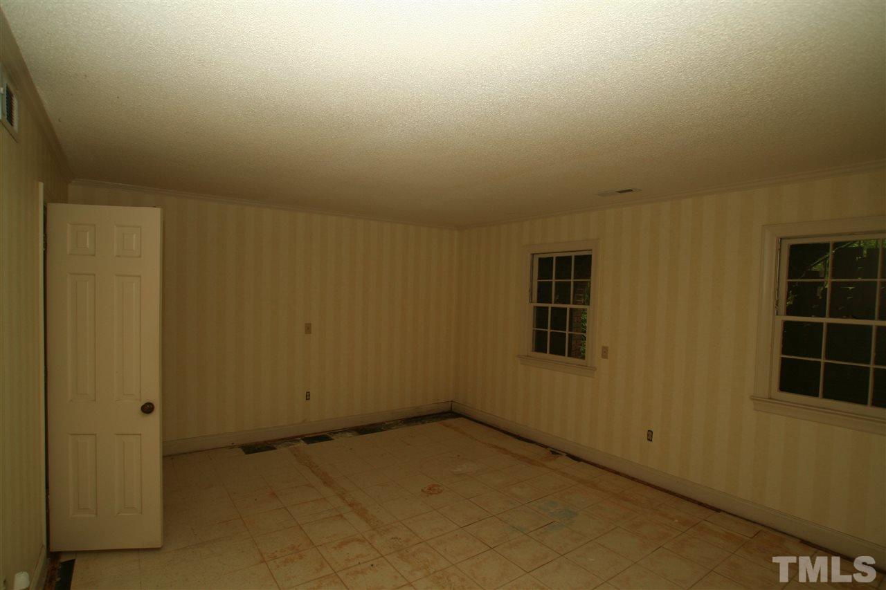 1304 Marlowe Road Raleigh, NC 27609 - Photo 14 of 21