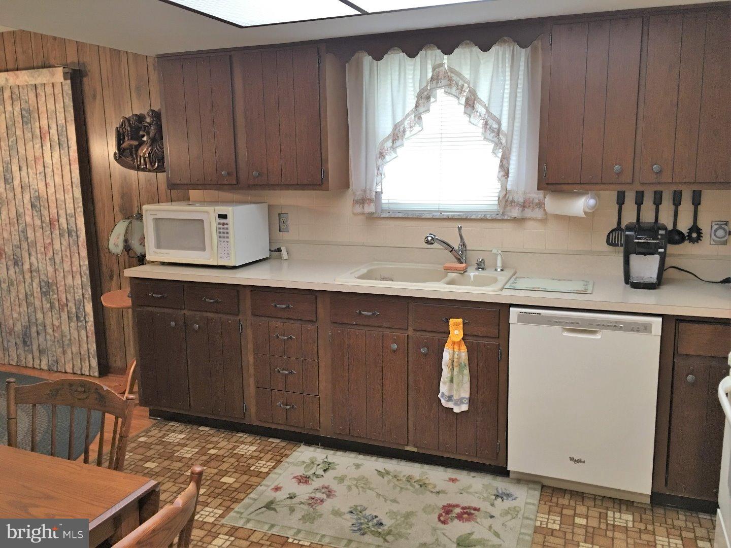 28 Rose Virginia Road Oley, PA 19547 - Photo 7 of 21 Gallery Image 7