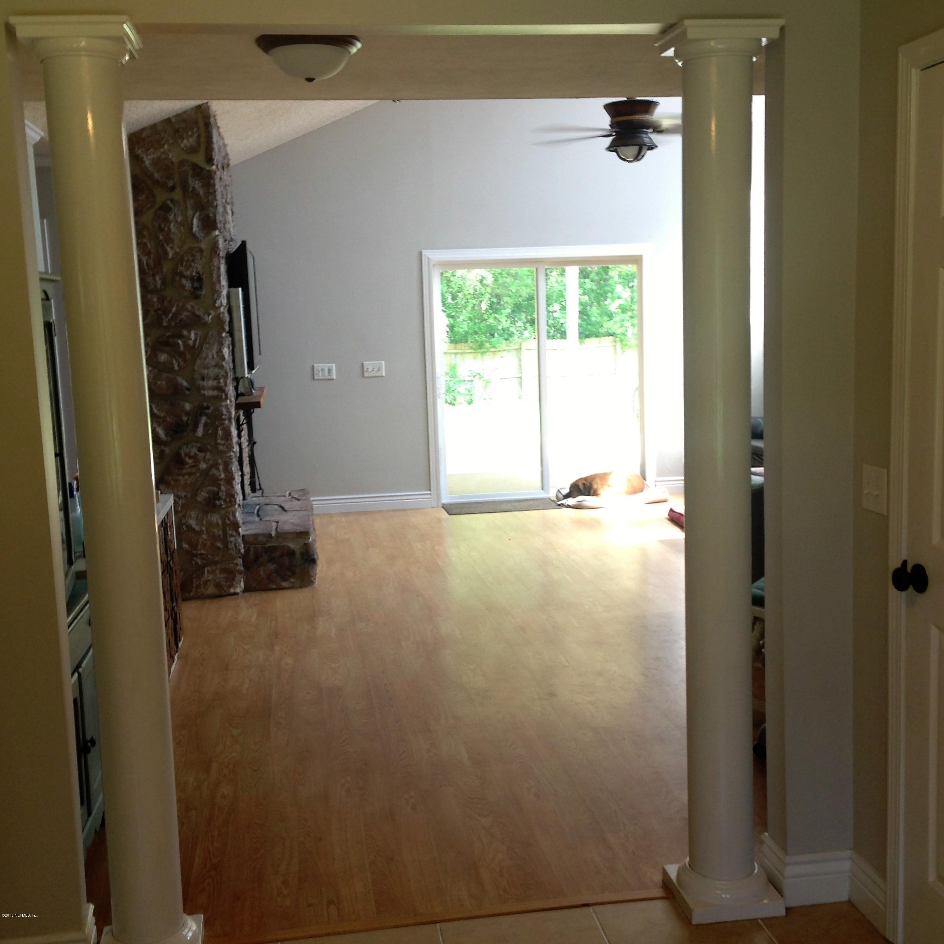 1441 Satsuma Road St. Johns, FL 32259 - Photo 39 of 45 a view of a bathroom with a shower