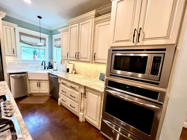 $599,000 | 26509 Highway 613, Lucedale, MS 39452