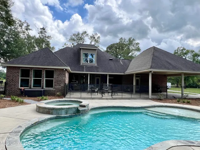 $599,000 | 26509 Highway 613, Lucedale, MS 39452