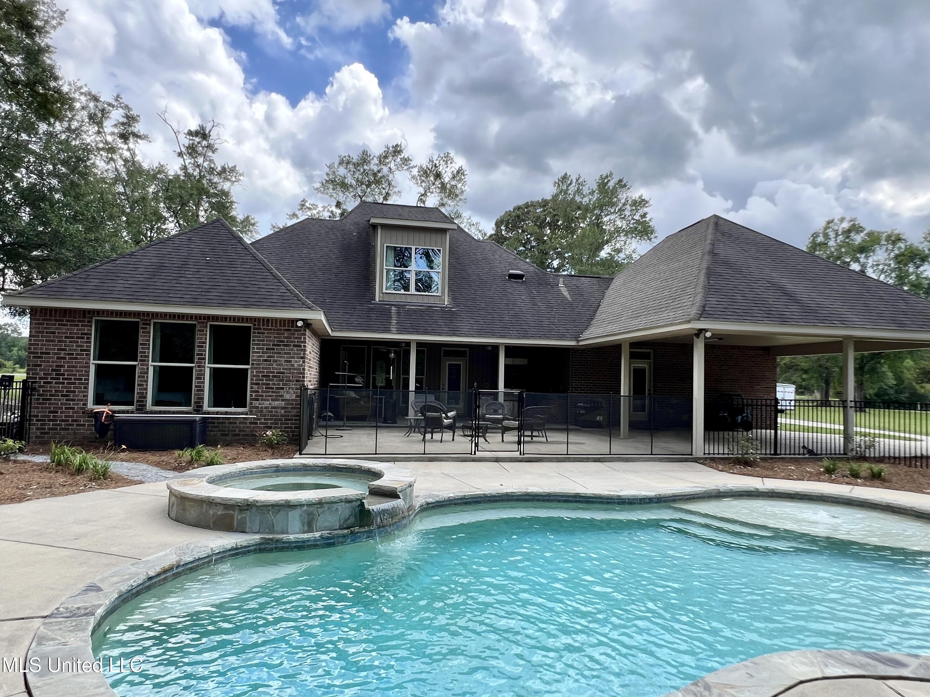 26509 Highway 613 Lucedale, MS 39452 - Photo 2 of 76 IMG_8467