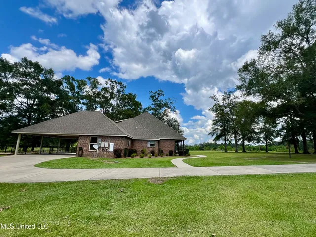 $599,000 | 26509 Highway 613, Lucedale, MS 39452