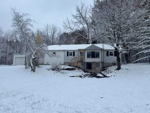 $275,000 | 12441 Town Road, Parma, MI 49269