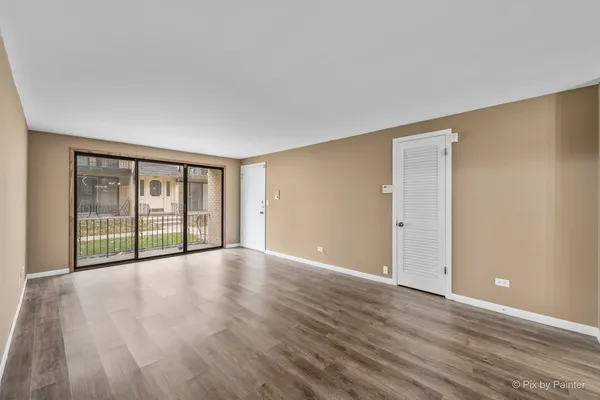 $152,900 | 2037 North Harlem Avenue, Unit 1W, Chicago, IL 60707