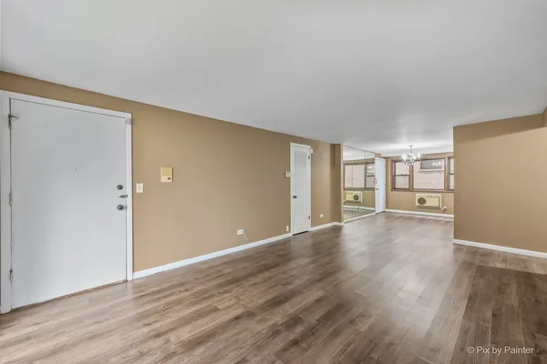 $152,900 | 2037 North Harlem Avenue, Unit 1W, Chicago, IL 60707