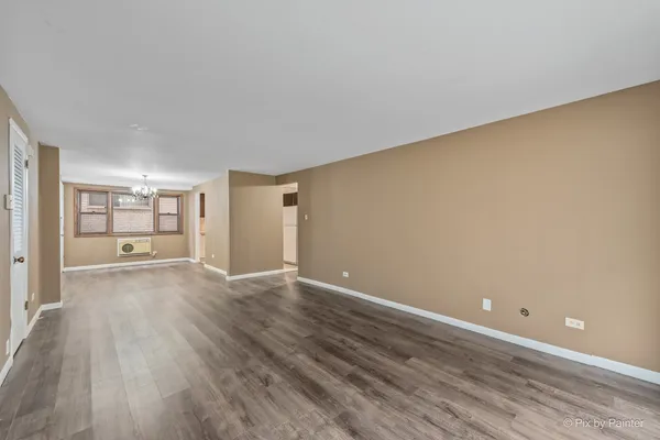$152,900 | 2037 North Harlem Avenue, Unit 1W, Chicago, IL 60707