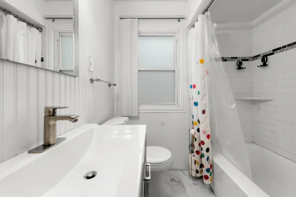 $265,000 | 3992 Greenfield Road, Berkley, MI 48072