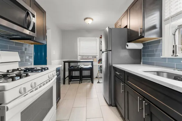 $265,000 | 3992 Greenfield Road, Berkley, MI 48072