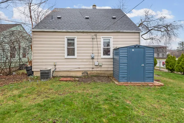 $265,000 | 3992 Greenfield Road, Berkley, MI 48072